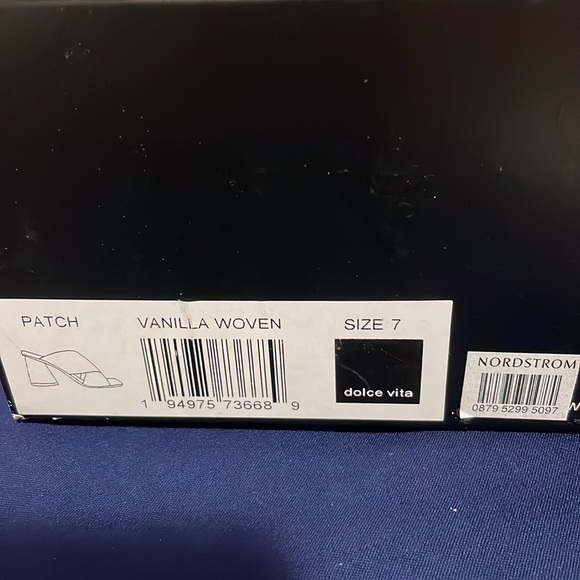 Dolce Vita Vanilla Woven Sandals - Picture 2 of 7